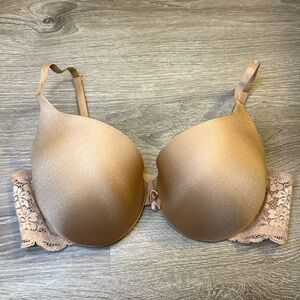 EUC Victoria’s Secret Push-up Bra - 38C